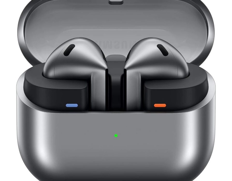 بررسی هدفون Galaxy Buds3